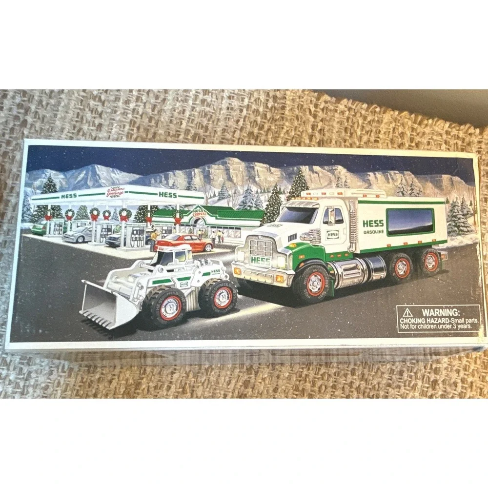 Hess Toy Truck & Front Loader 2008 Toy Truck Gas & Oil Theme Green/White